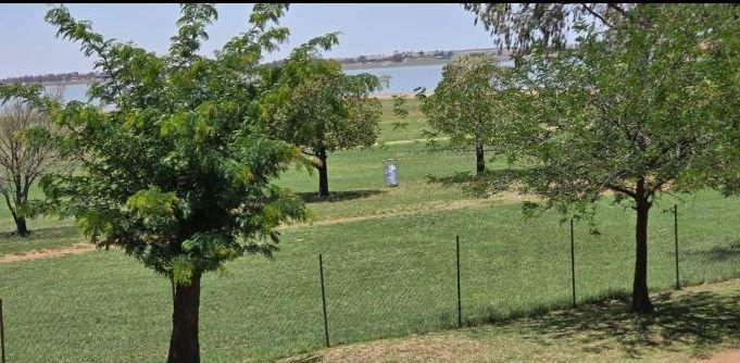 2 Bedroom Property for Sale in Deneysville Free State